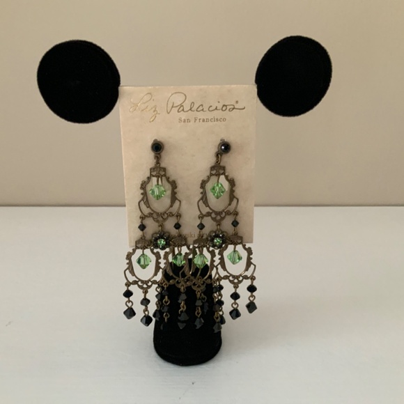 Liz Palacios earrings ( made with Swarovski crystals) - Picture 4 of 4